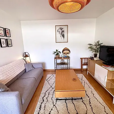 With Balcony Near Train Station Apartman Nantes