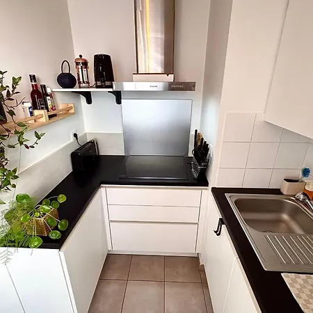 With Balcony Near Train Station * Nantes